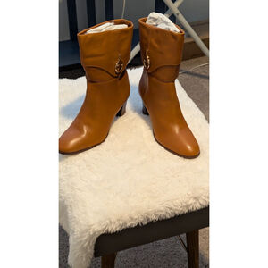 Women's AREZZO leather Brown Ankle Boots & Booties Size 10 with Gold Accent